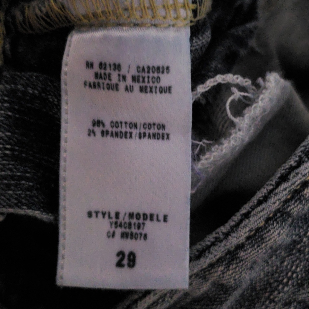 Guess Jeans - Picture 6 of 6
